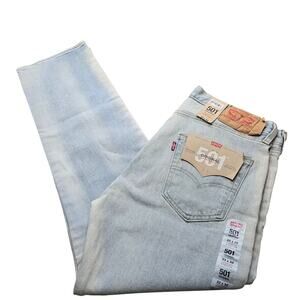 Levi's 501 Original Fit Stretch Men's Jeans in a light wash size 33/30